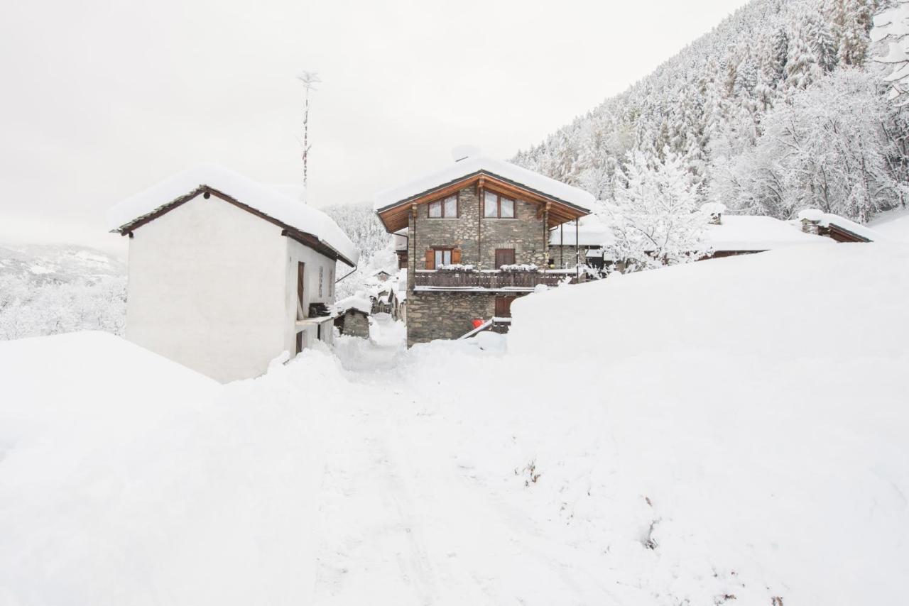 Casa Vacanze Grand-Haury Da Andrea Arvier Bagian luar foto