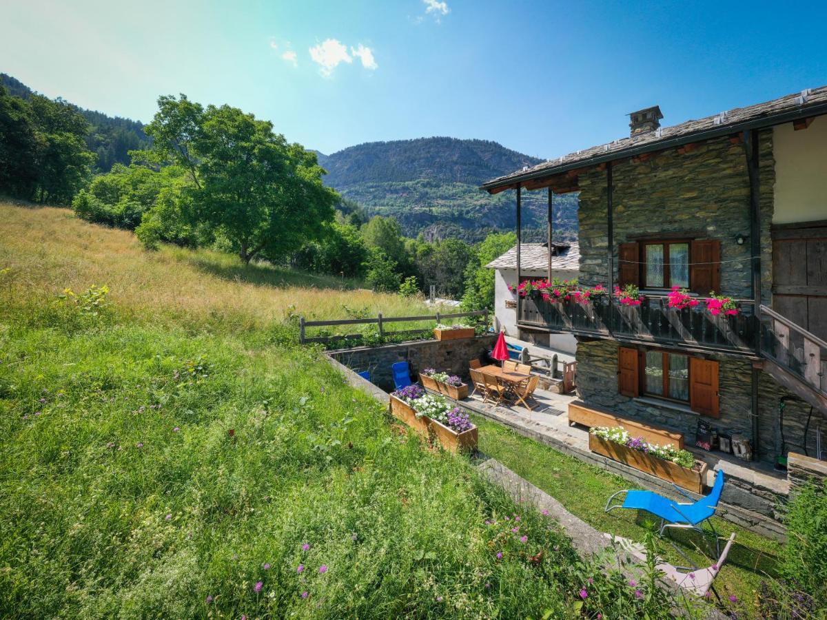 Casa Vacanze Grand-Haury Da Andrea Arvier Bagian luar foto