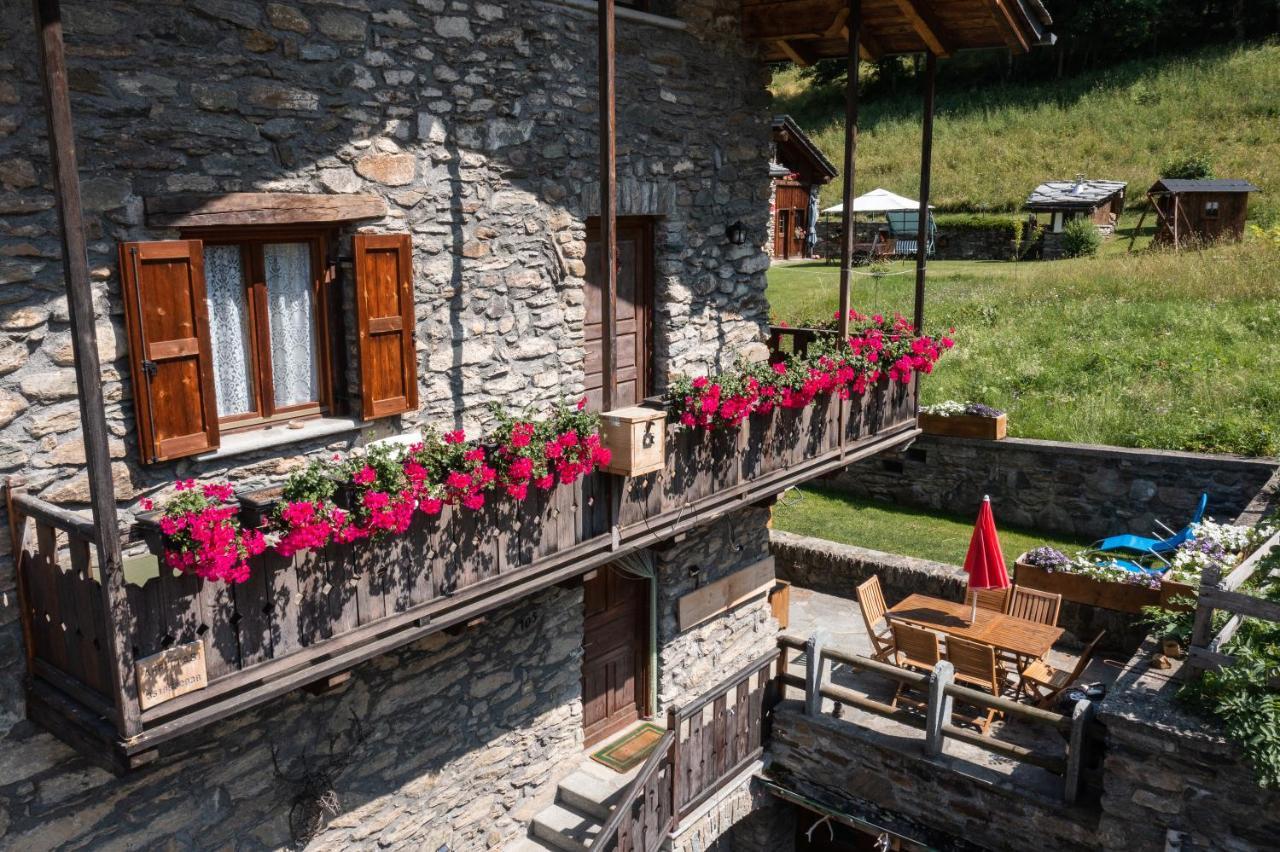 Casa Vacanze Grand-Haury Da Andrea Arvier Bagian luar foto